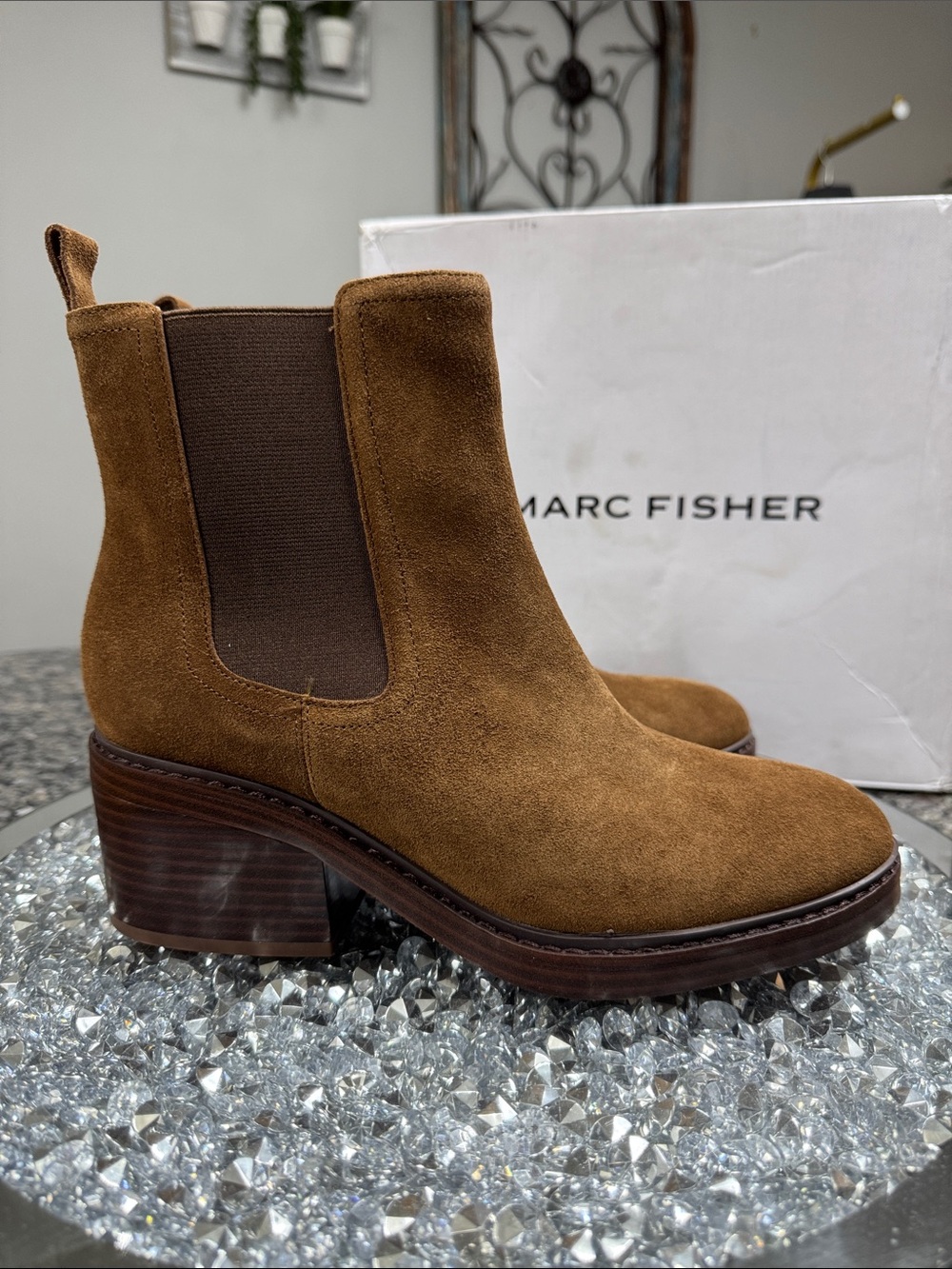 Marc Fisher Modesty dark Brown Suede Chelsea Ankle Boots NEW 8.5